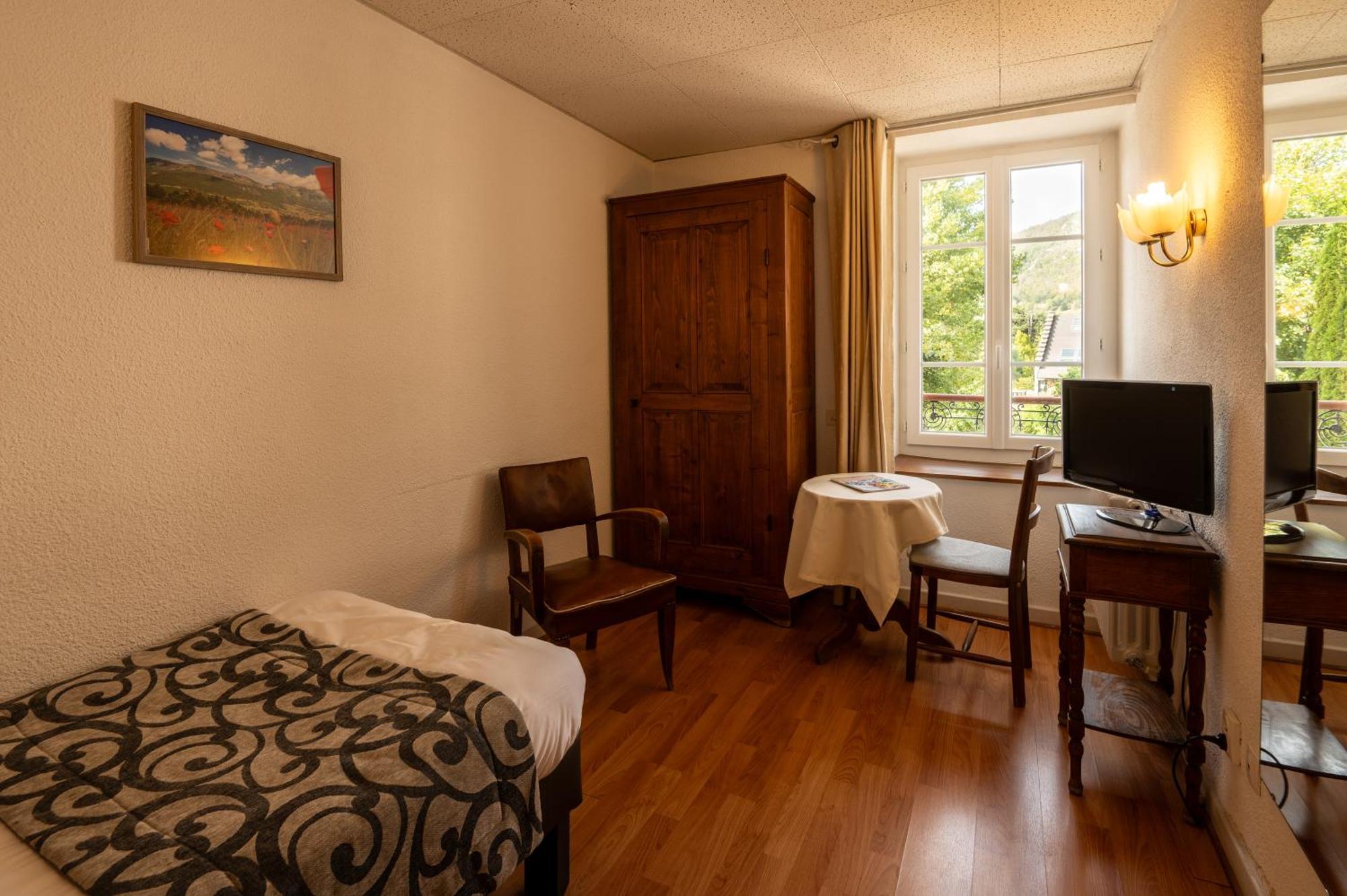 Logis Hotel - Le Col De L'Arc Lans-en-Vercors Exterior photo